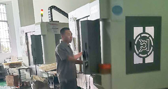 富泰鑫五金：精密机械飞速极速在线平台处理中需要注意的事项