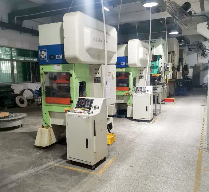 1614332631187428.jpg 来福气动冲压机.jpg